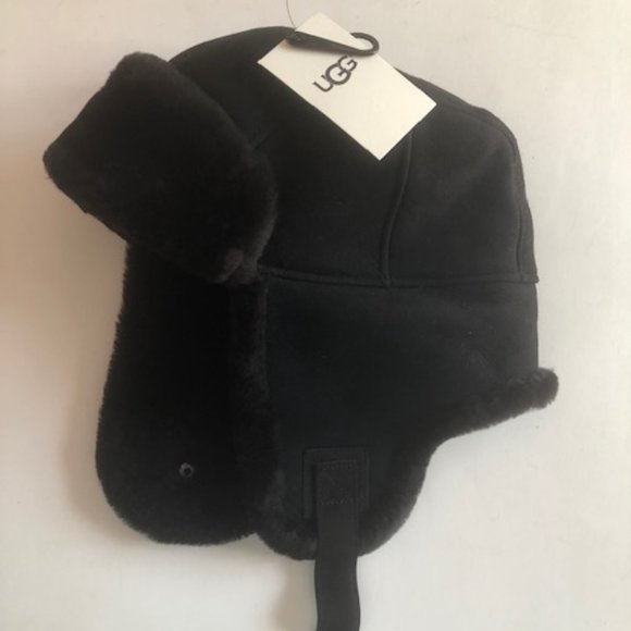 UGG ​genuine shearling suede black trapper hat. Aviator. Sheepskin. Medium - Picture 3 of 13